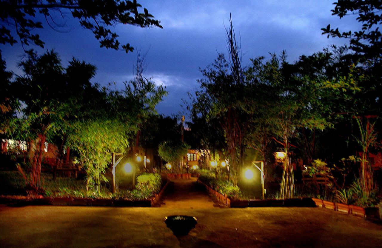 Pugmark Resort Kanha Bagian luar foto