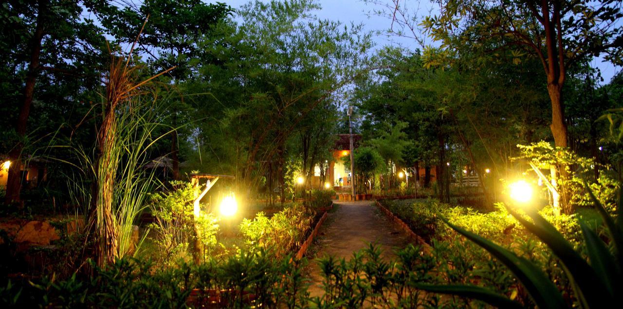 Pugmark Resort Kanha Bagian luar foto